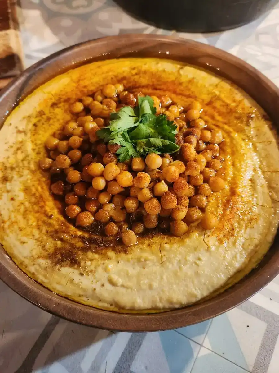 איך לתכנן תפריט קבוצתי טבעוני לאירוע בלתי נשכח