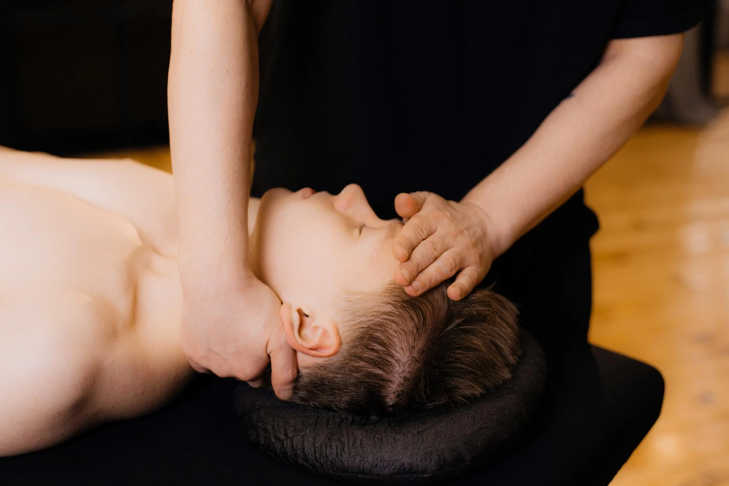 עיסוי קרקפת ילדים