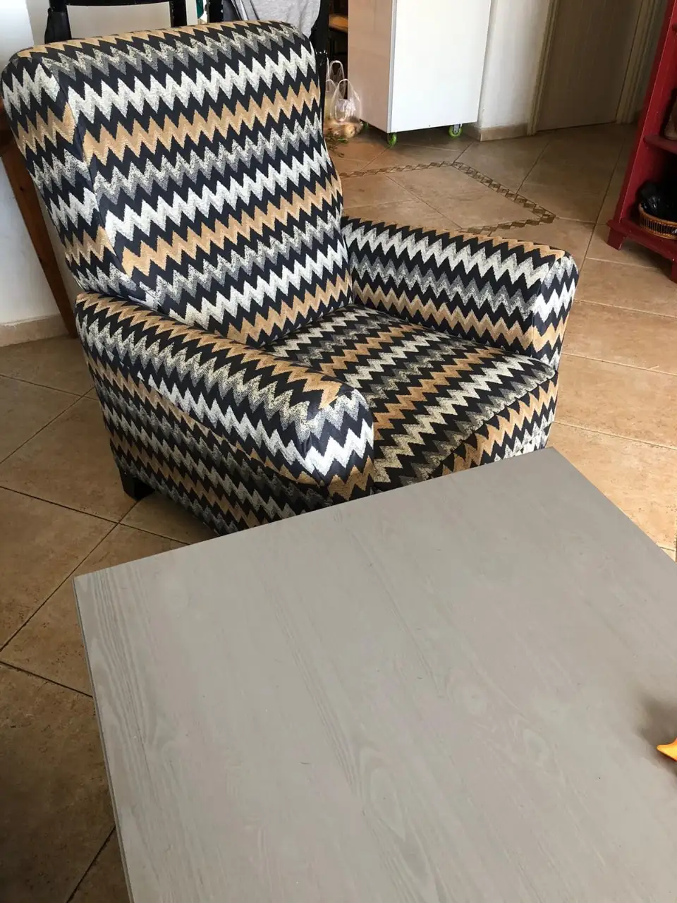 ריפוד מוצרים 