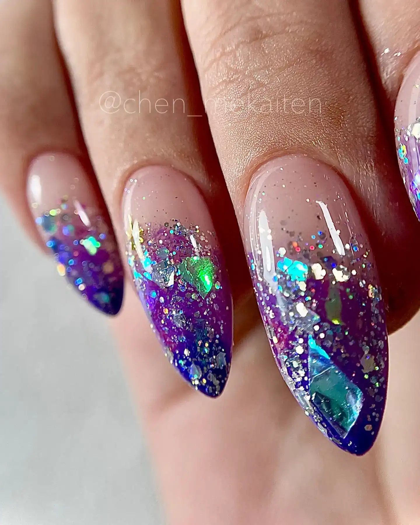 מה ההבדל בין פוליג'ל לג'ל בנייה – יתרונות וחסרונות