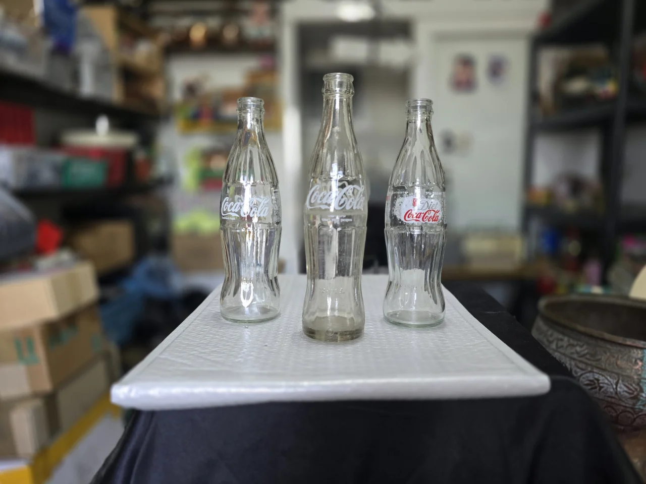 תאור הפריט: COCA COLA  לוט 3 בקבוקים זכוכית קוקה קולה שונים