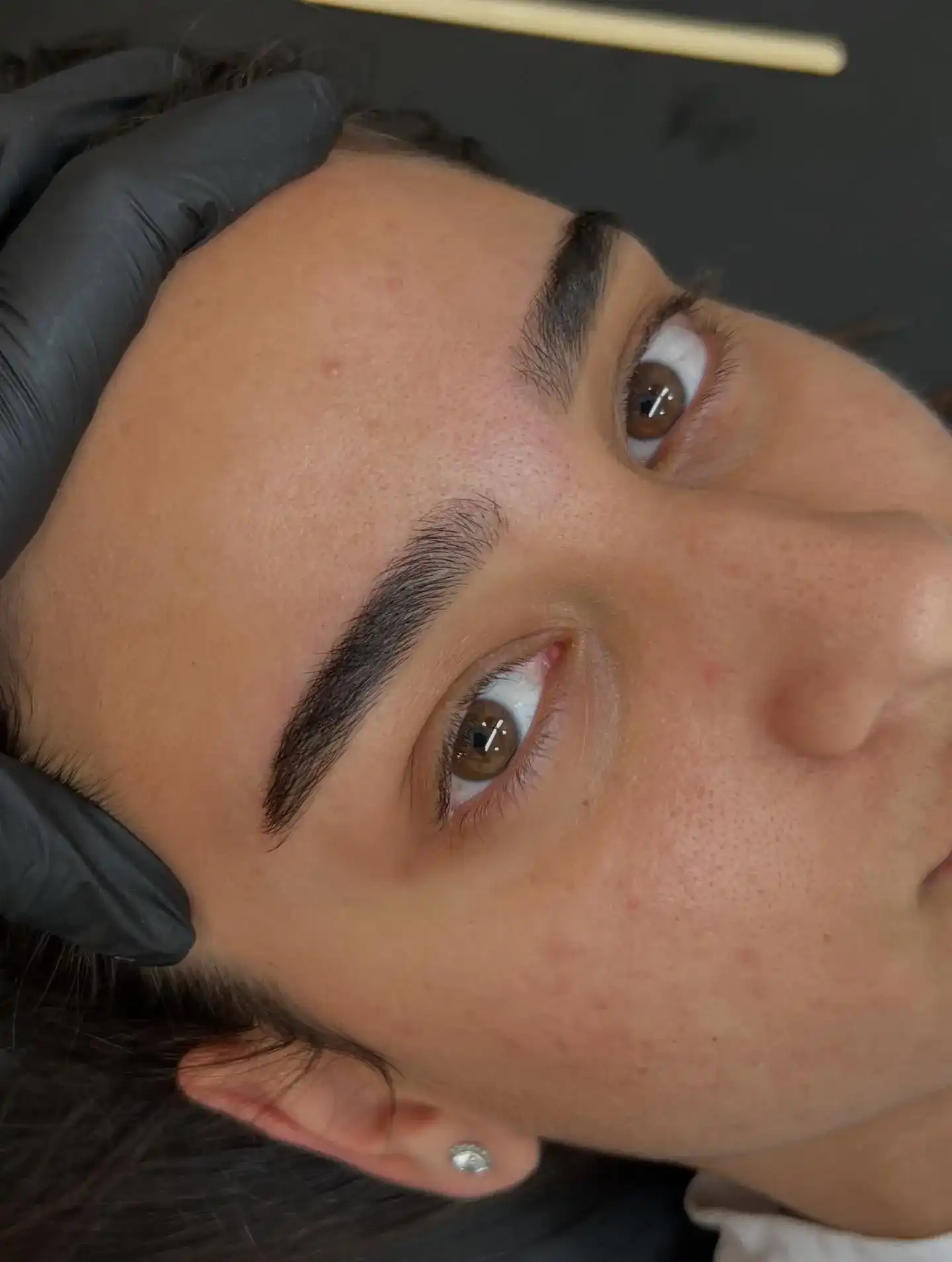 איך לעצב גבות לפי מבנה הפנים