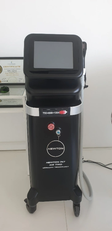 מכשור הלייזר שלנו - הסרת שיער לצמיתות!