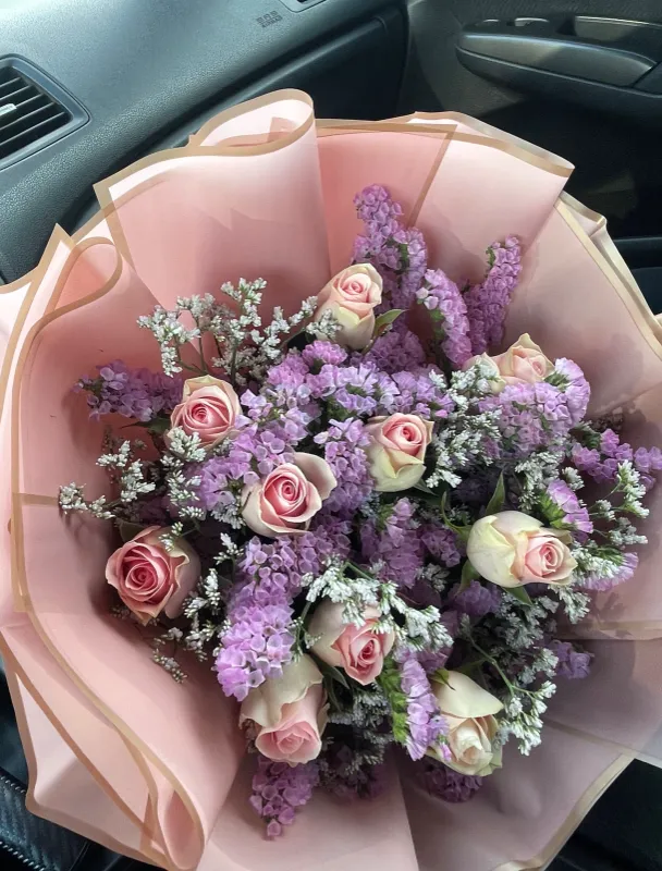 Classic flowers 🦋