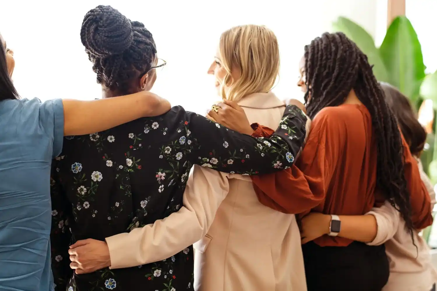 למה דמיון הוא מפתח לשינוי פנימי אצל נשים?