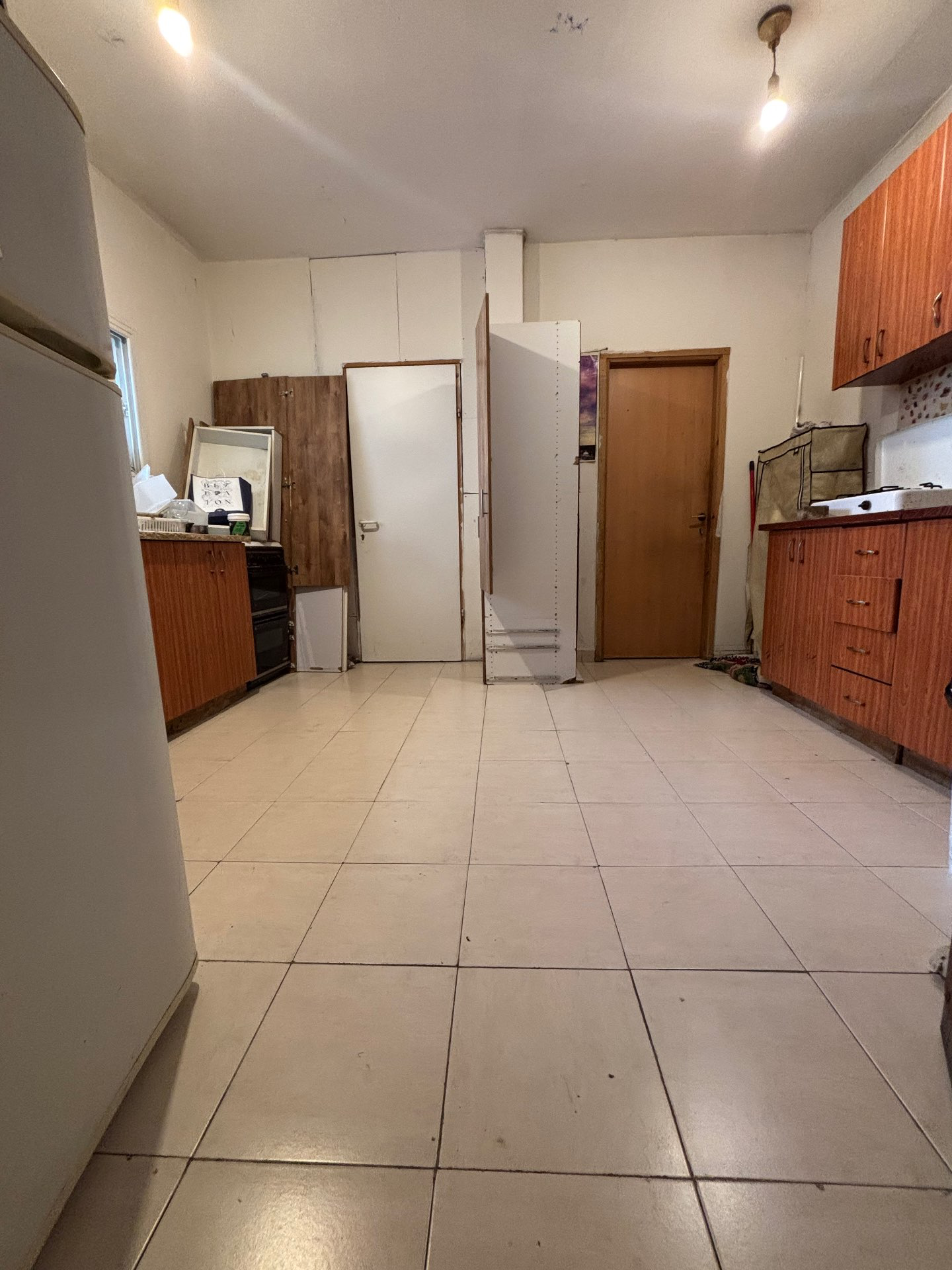 למכירה בפת תקווה - מרכז העיר