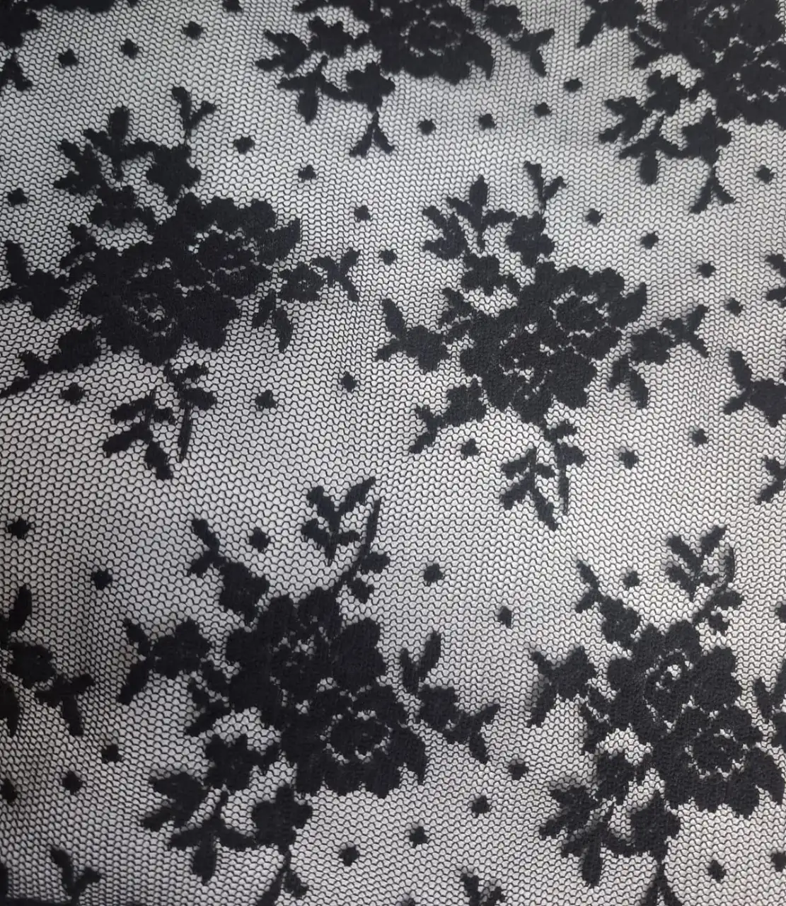 תחרה 35 ₪ למטר