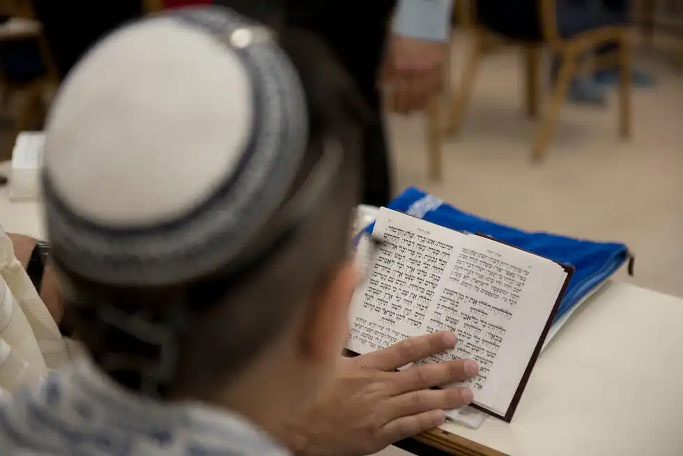 צילום עליות לתורה בבתי כנסת