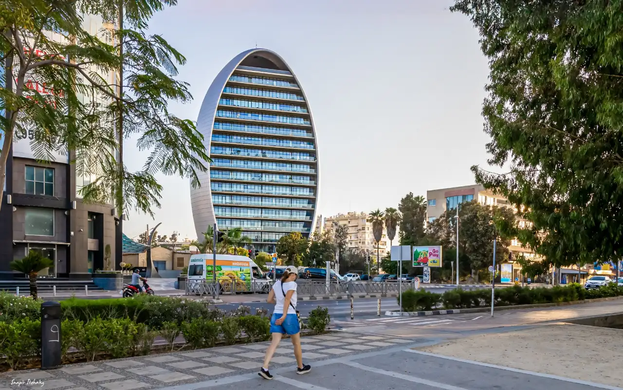 איך תאורה נכונה משפיעה על תוצאה בצילום אדריכלי?