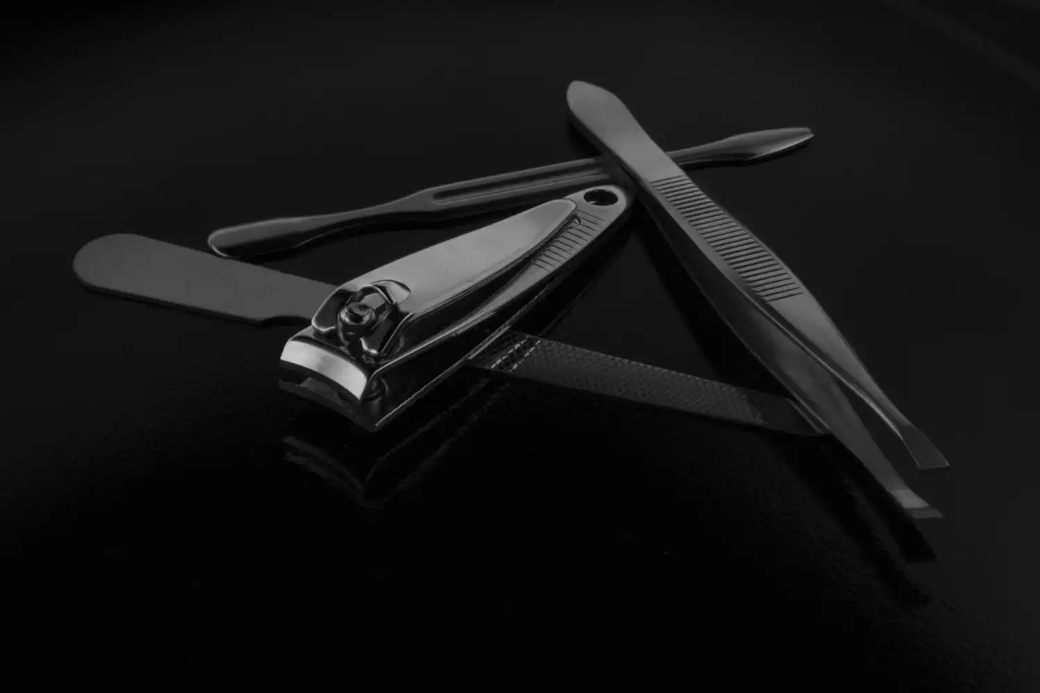 היתרונות של בניית ציפורניים בג׳ל לעומת אקריל