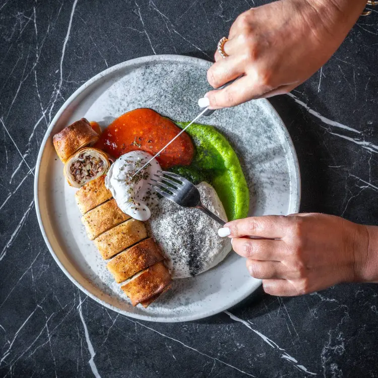 בורקס אנטריקוט