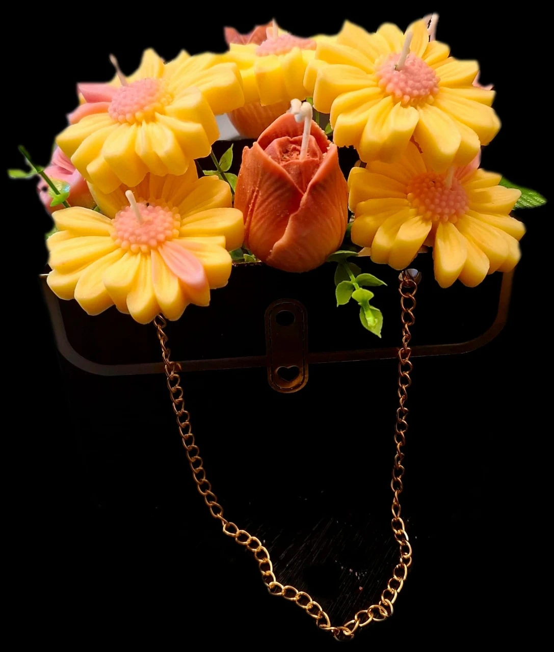 נר פרחים אלגנטי