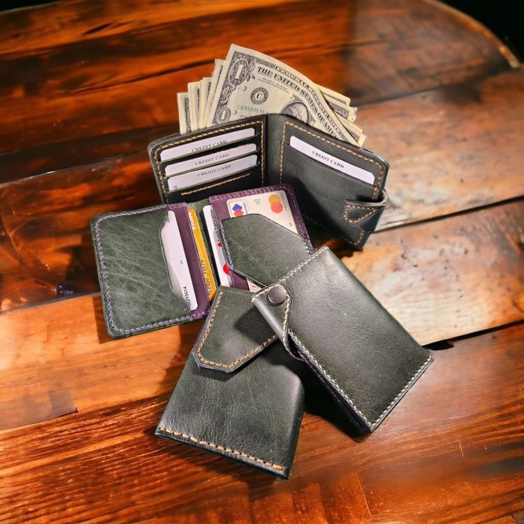 ארנק בצבע זית אקזוטי