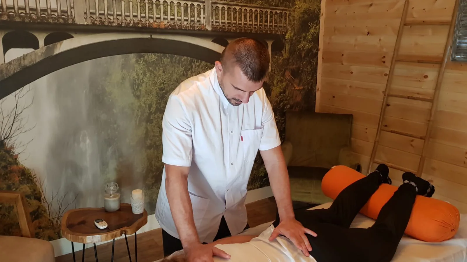 עיסוי עמוק להקלה בכאבי שרירים