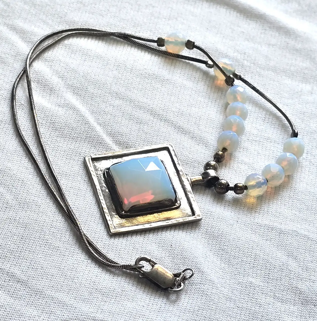 ענק כסף ואבניי אופל מרהיב ובעל נוכחות כסף סטרלינג 925 חתום