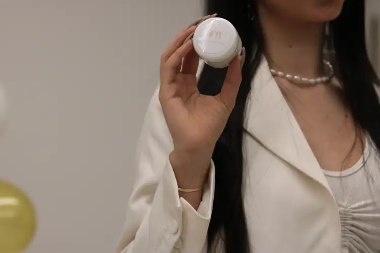 קרם פדיקור + ידית שיוף 