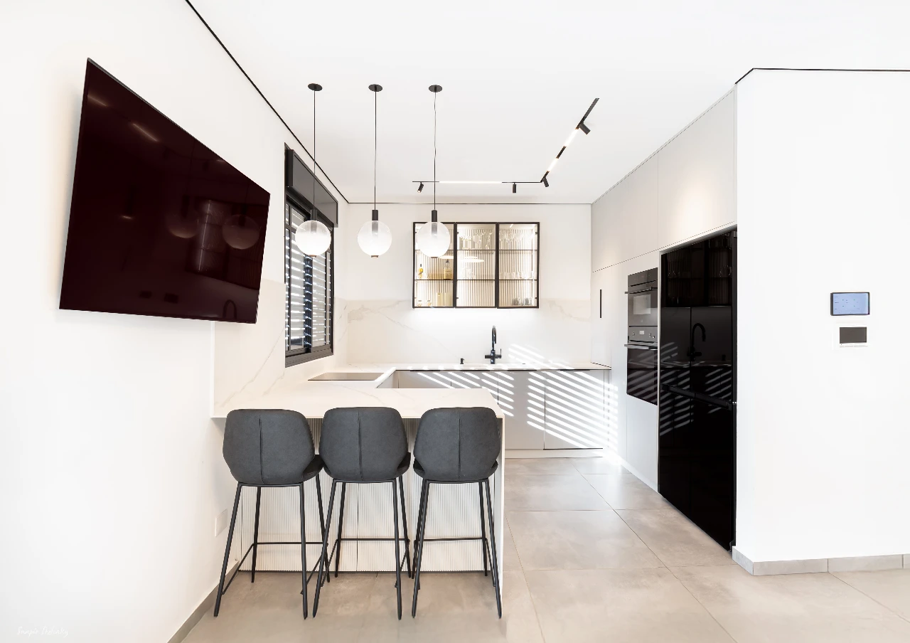 loom-lighting apartment Jerusalem