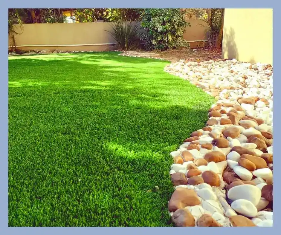  התקנת דשא סינטטי