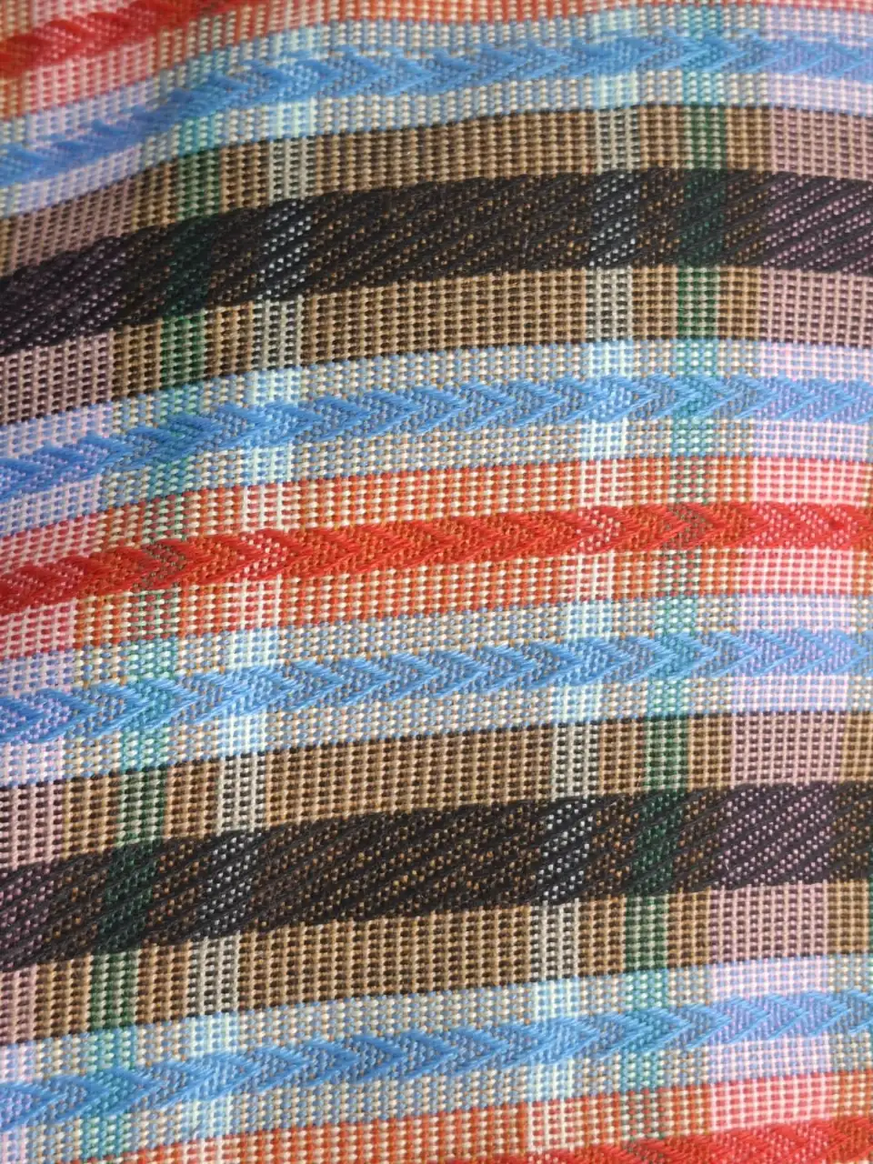 בד אתני , 40 ₪ למטר