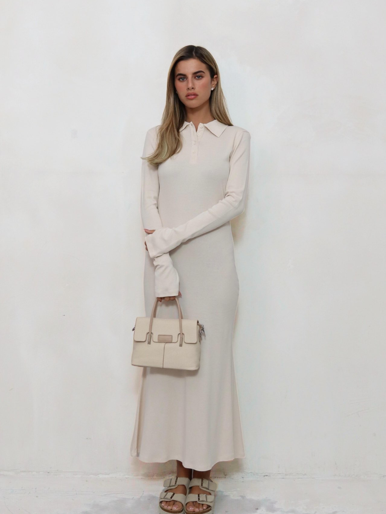 שמלת קים ורוד