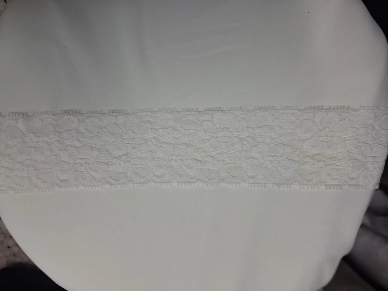 תחרה לייקרה