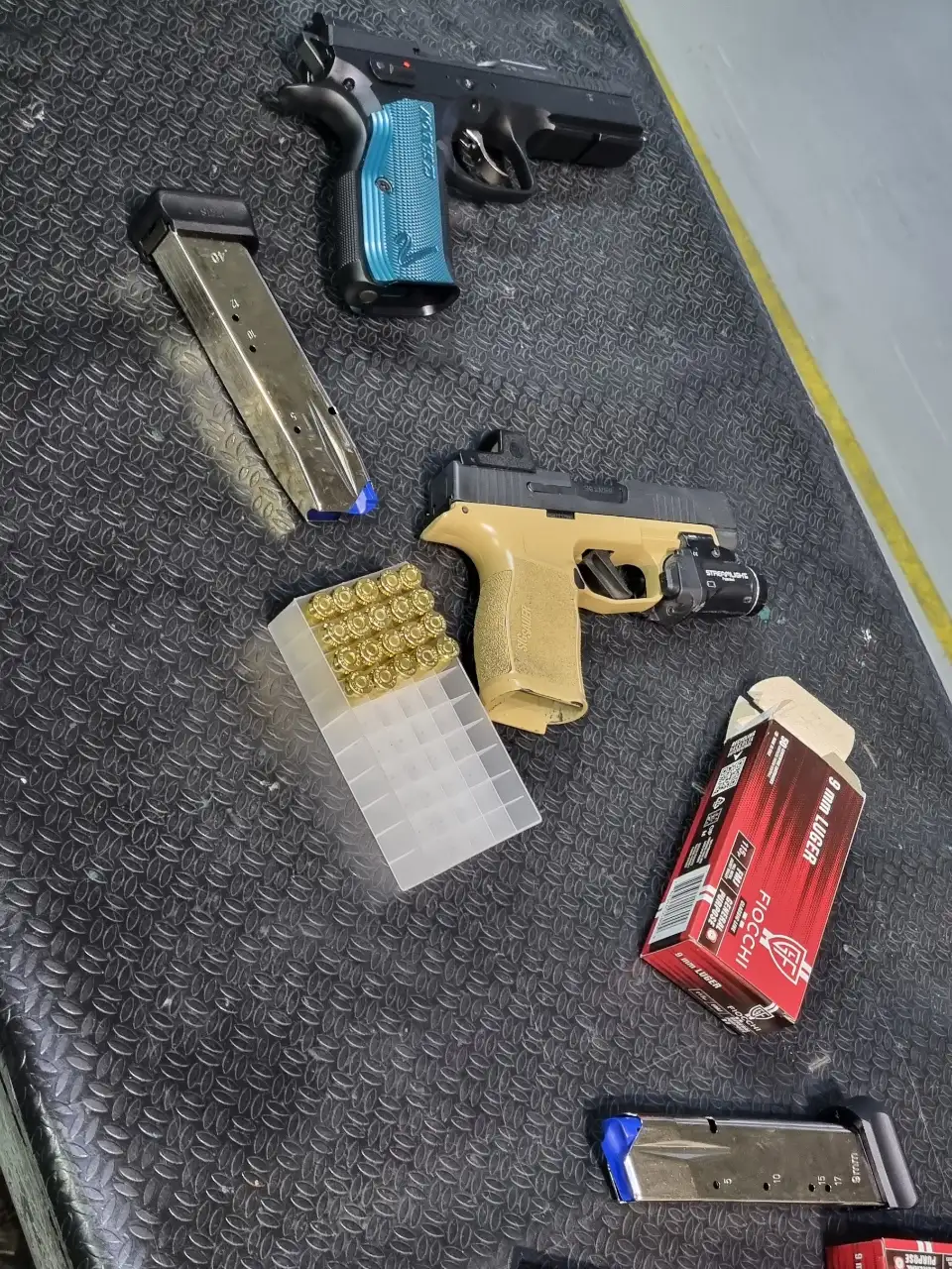 ייעוץ וליווי לרכישת כלי יריה לאזרח חמוש חדש