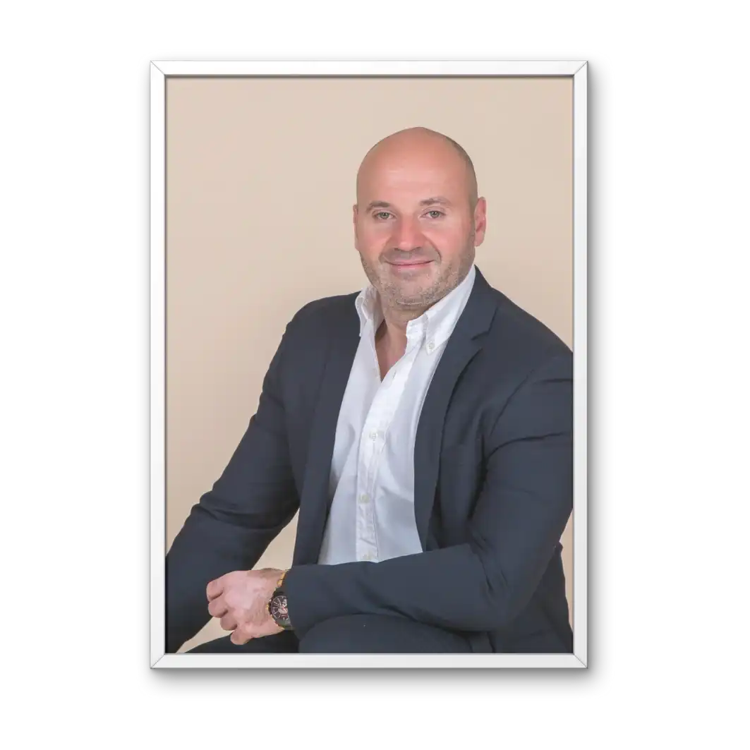 קצת עליי || פיליפ אוסלנדר