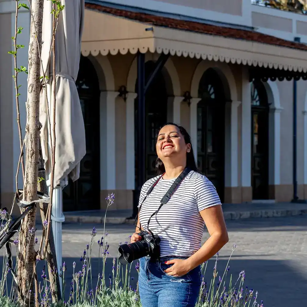 קצת עליי || עטרת צלמת