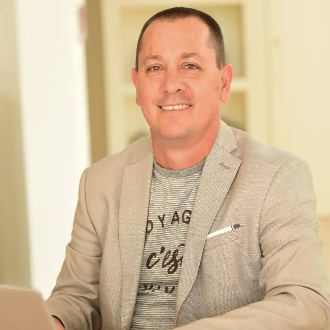 קצת עלינו || Expand משכנתאות ומימון לעסקים