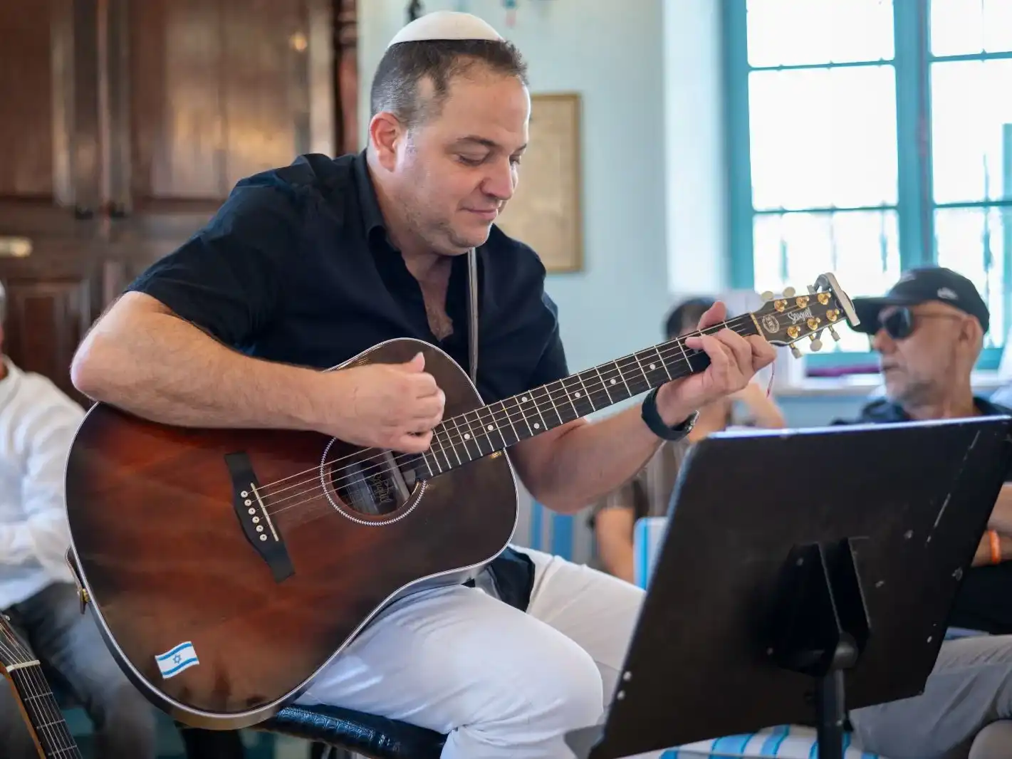 קצת עליי || שיר לשלמה