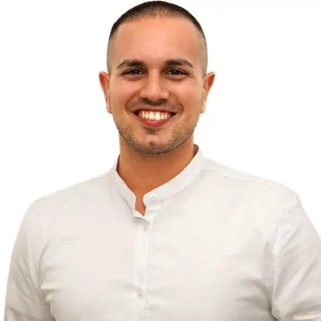 קצת עליי || עורך דין נתנאל יום טוב