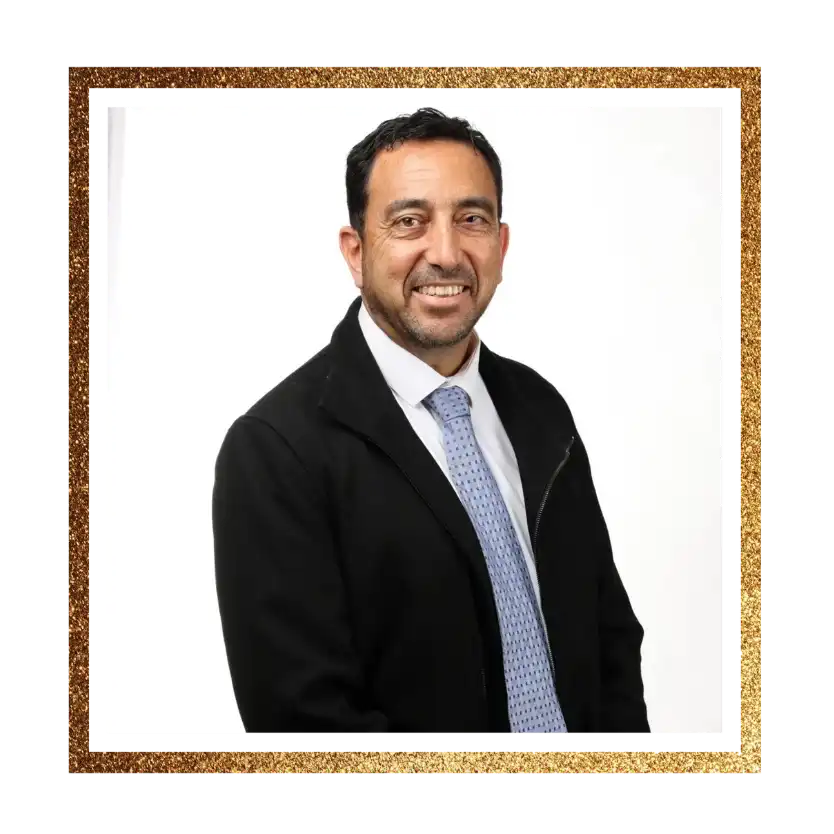 קצת עליי || עודד אביב – ייעוץ עסקי לצמיחה עסקית עם סיסטם