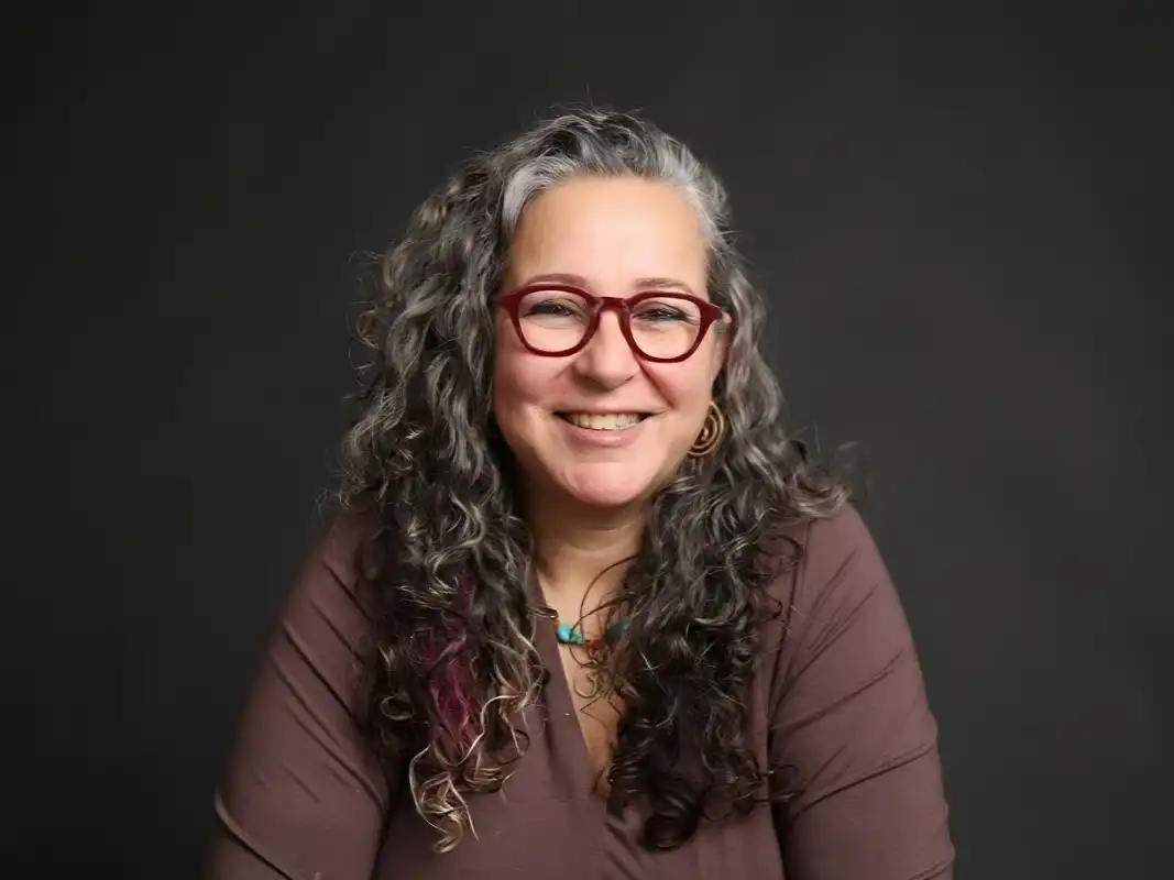 קצת עליי || ליאל אבישר