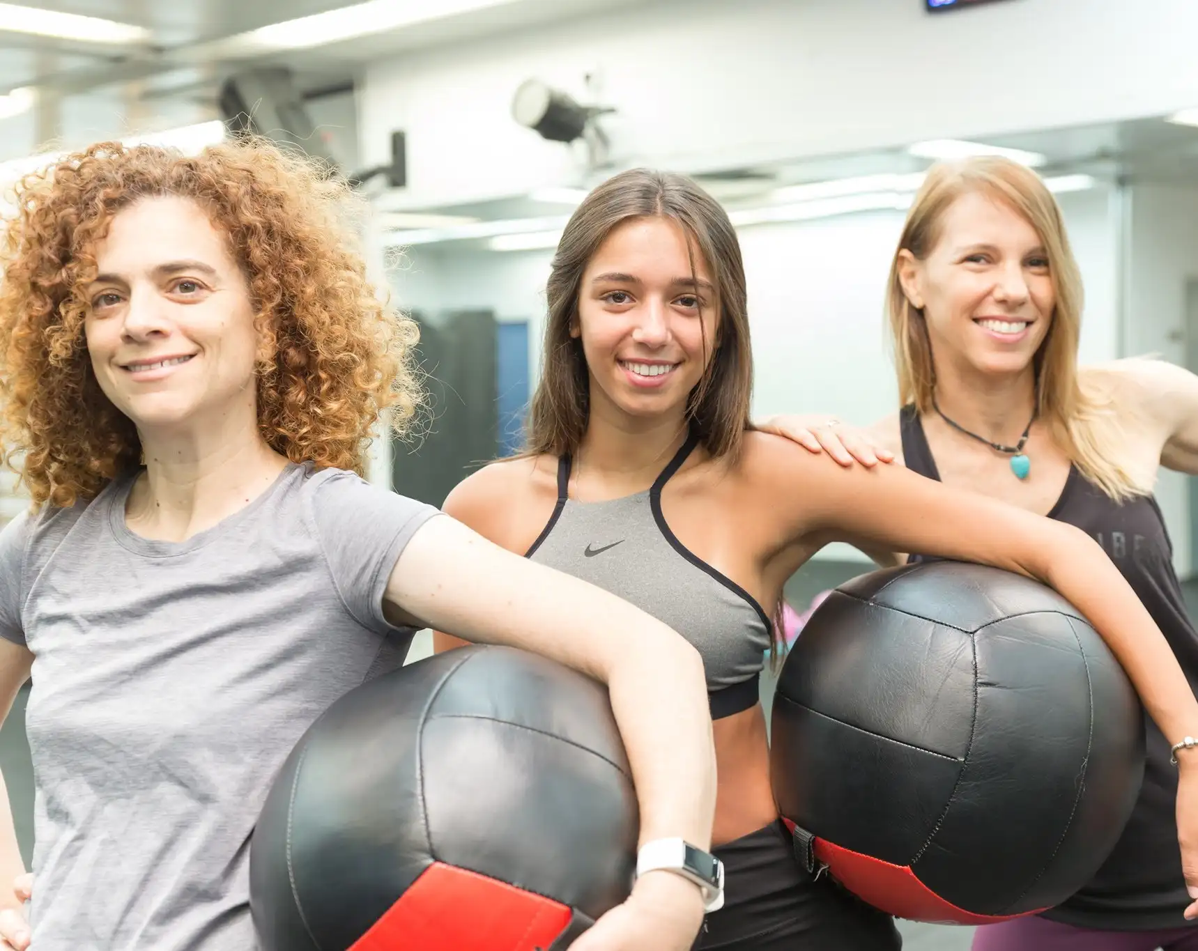Team- השעה הכי טובה ביום שלכם!