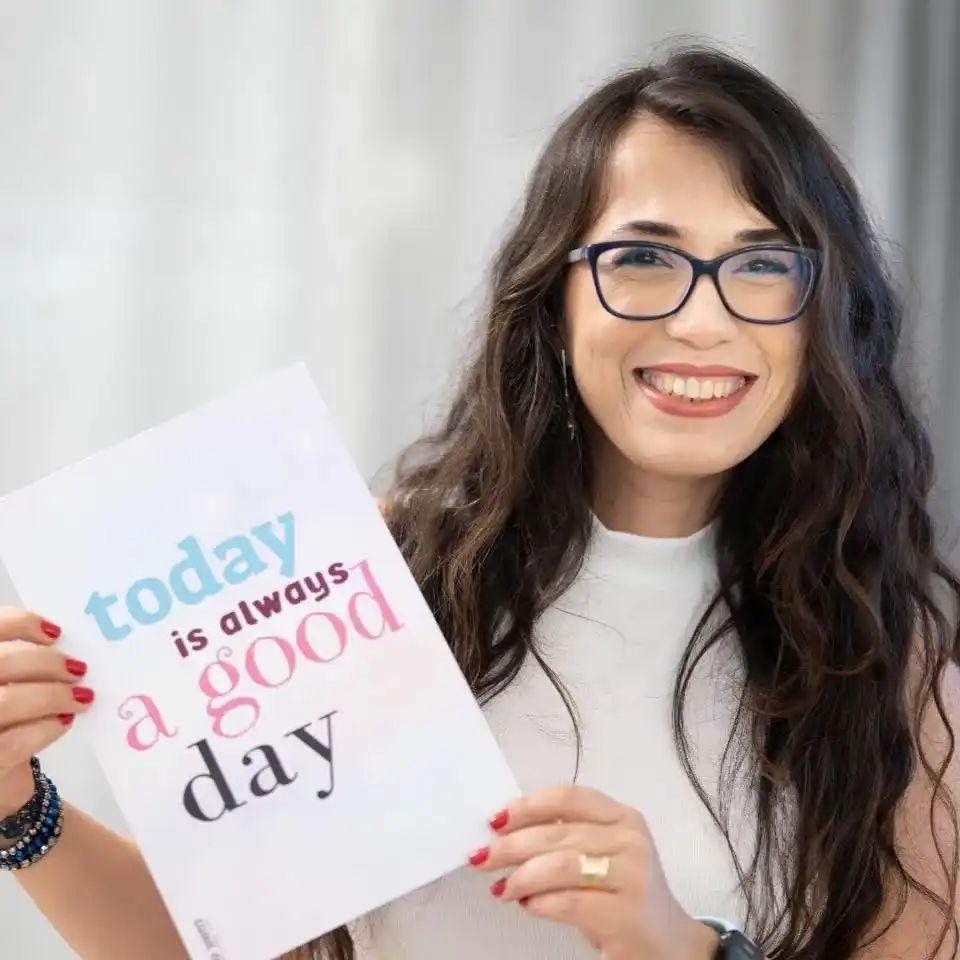 קצת עלינו || לחשוב טוב - חשיבה מקדמת לחיים