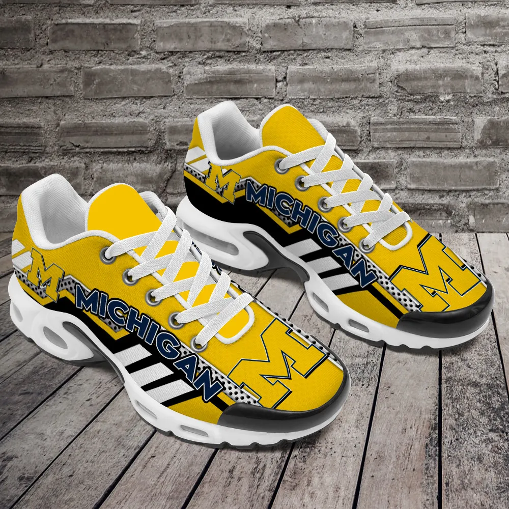 Michigan Wolverines Personalized Name Team Mix Colors Sport Team TN Air Max Shoes Air Cushion Sneakers 182EZ-5831