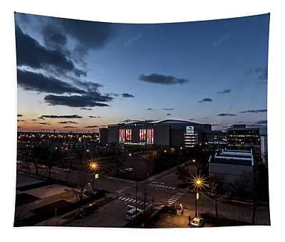 Chicagos United Center At Dusk Sven Brogren Tapestry