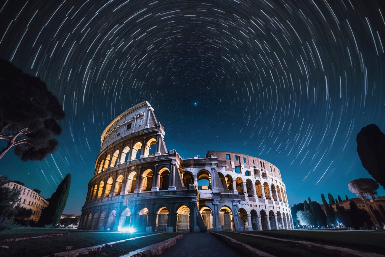 Historical Colosseum in Rome · Free Stock Photo