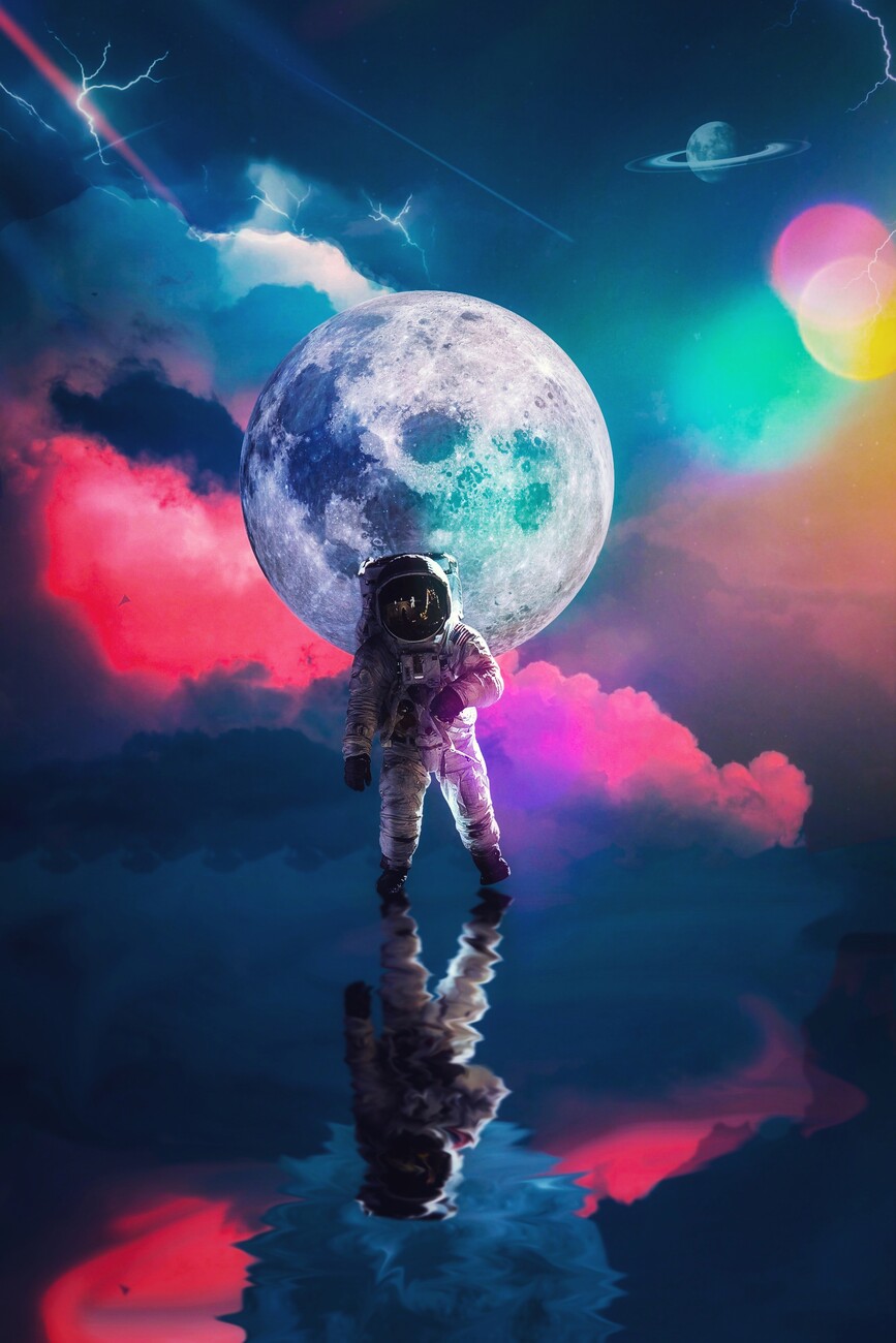 Astronaut Reflection Art Print 40x50cm