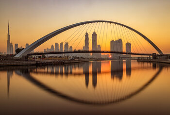 Fotografie Sunrise at the Dubai Water Canal