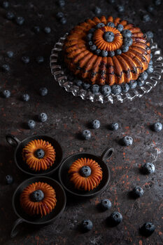 Umělecká fotografie Blueberry bundt cake