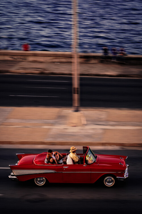 Kunstfotografie Red Car Driving
