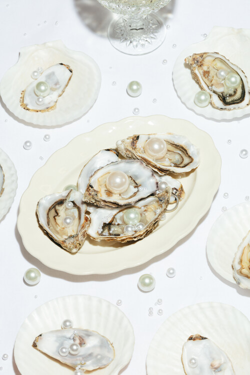 Fotografie Oysters a Pearls No 04, Studio Collection, 26.7x40 cm