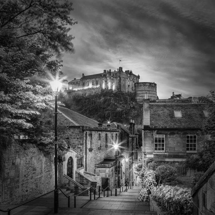 Canvas-taulu Edinburgh Castle nightscape - Monochrome