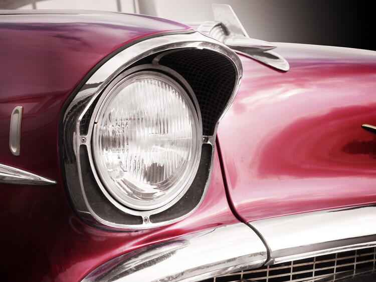 Fotografie American classic car Bel Air 1957 Headlight, Beate Gube, 40x30 cm