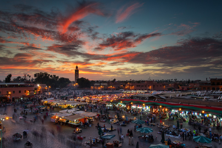 Umělecká fotografie Sunset over Jemaa Le Fnaa Square in Marrakech, Morocco