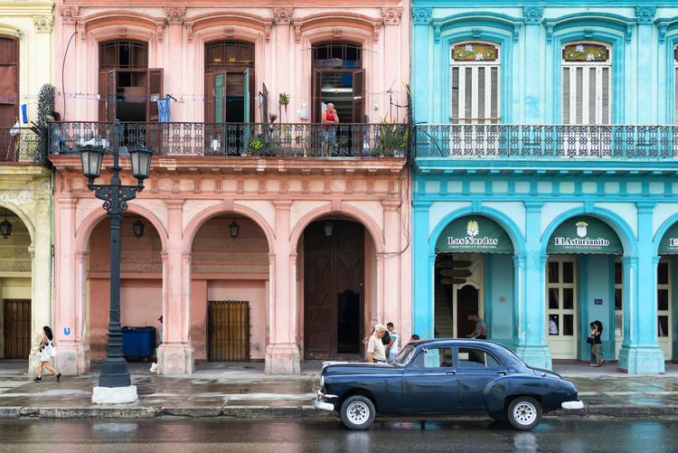Kunstfotografi Colorful Architecture and Black Classic Car