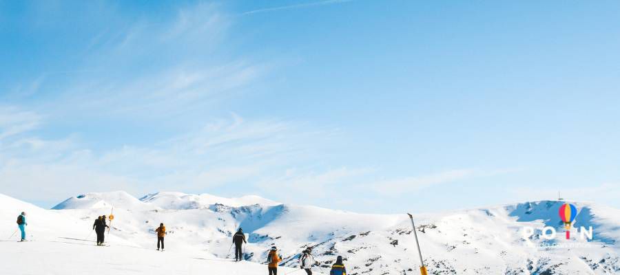 Paseo con Raquetas de Nieve - Alto Pirineo Paseo con Raquetas de Nieve - Alto Pirineo