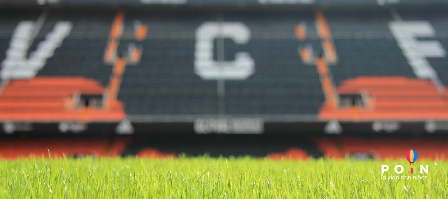 Tour Estadio de Mestalla con niños Tour Estadio de Mestalla con niños