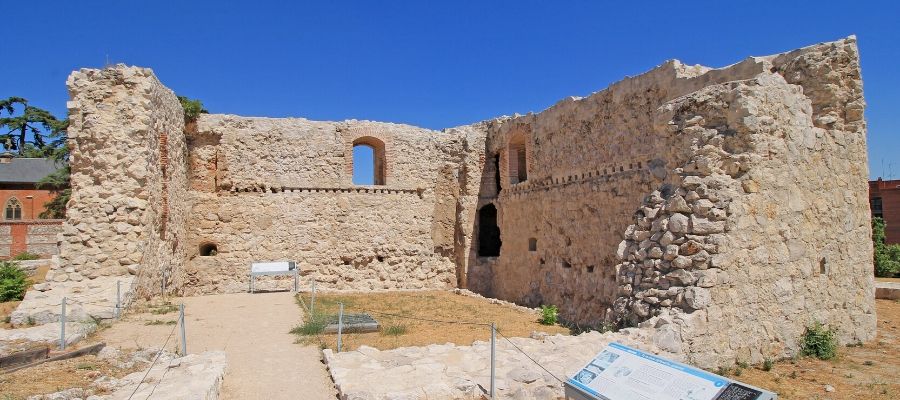 Castillo de la Alameda